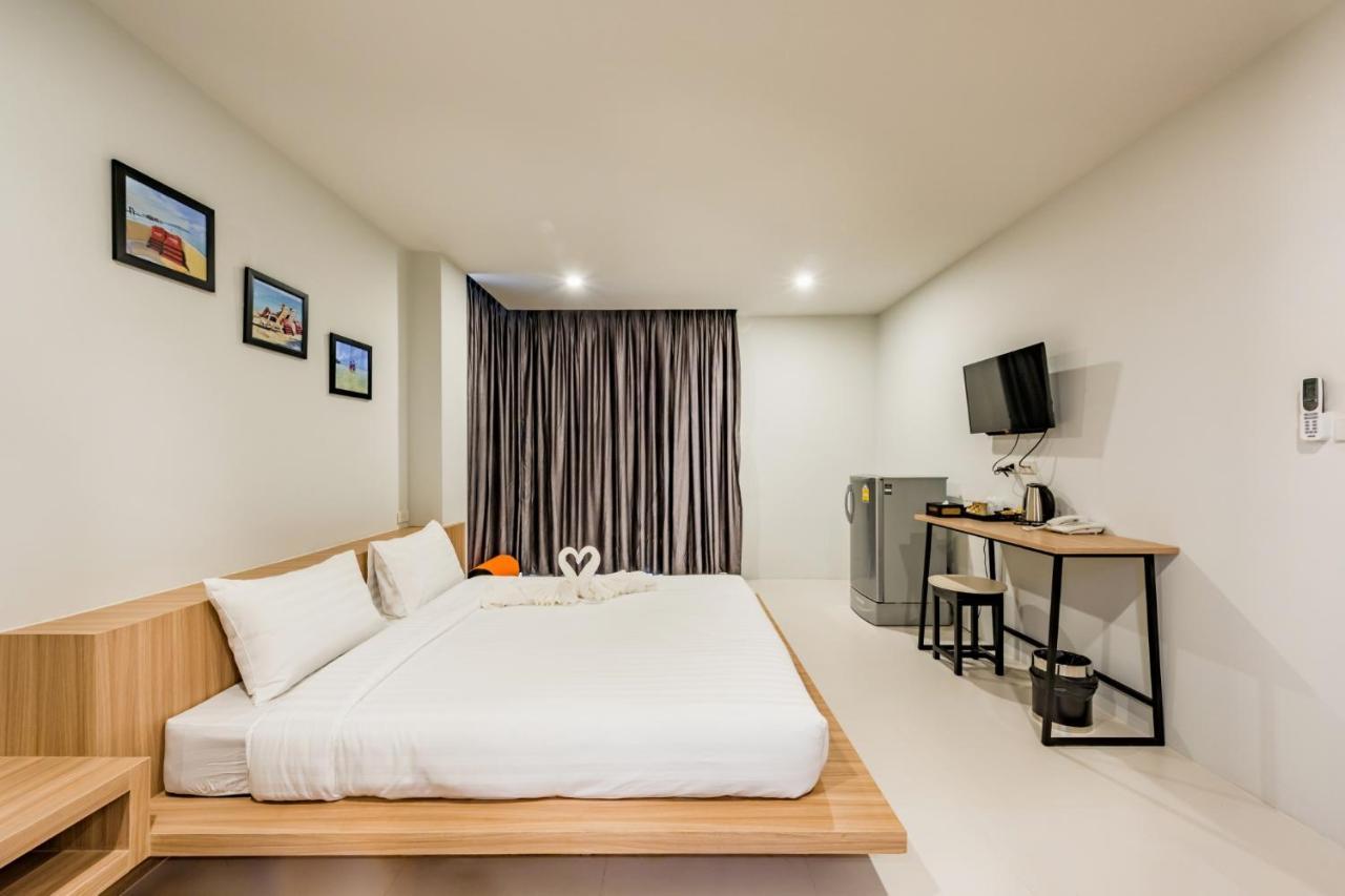 Phuket Marine Poshtel - Sha Plus Chalong Exterior photo